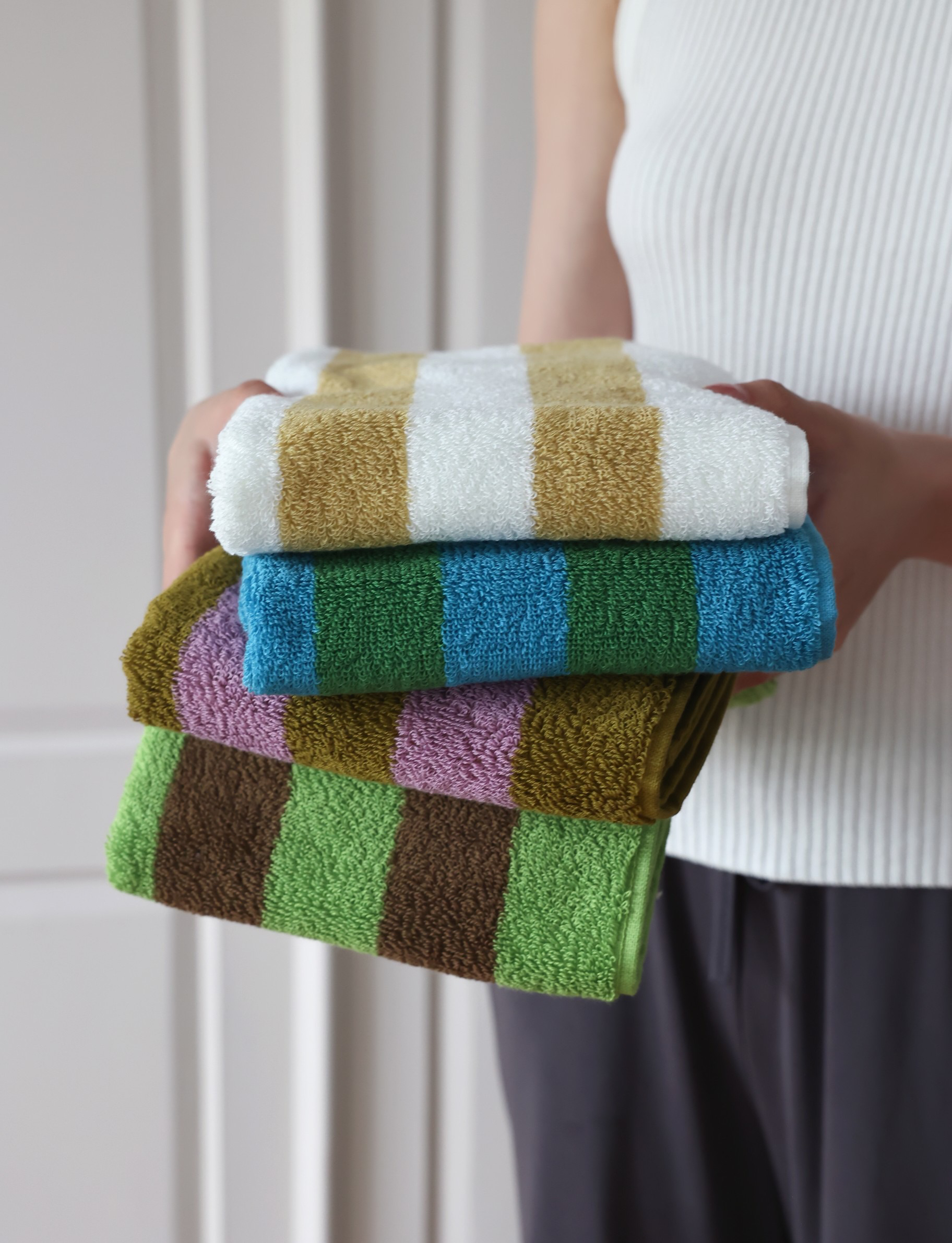 Striped Geometric Rhombuses Co - Cloth Face Mask Washable のレビューと価格