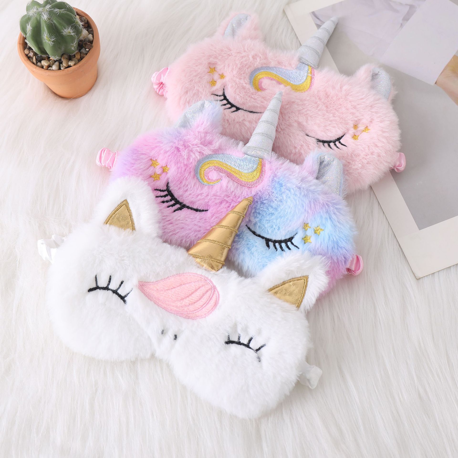 Soft Plush Sleeping Eye Masks  - Kids Face Mask のレビューと価格