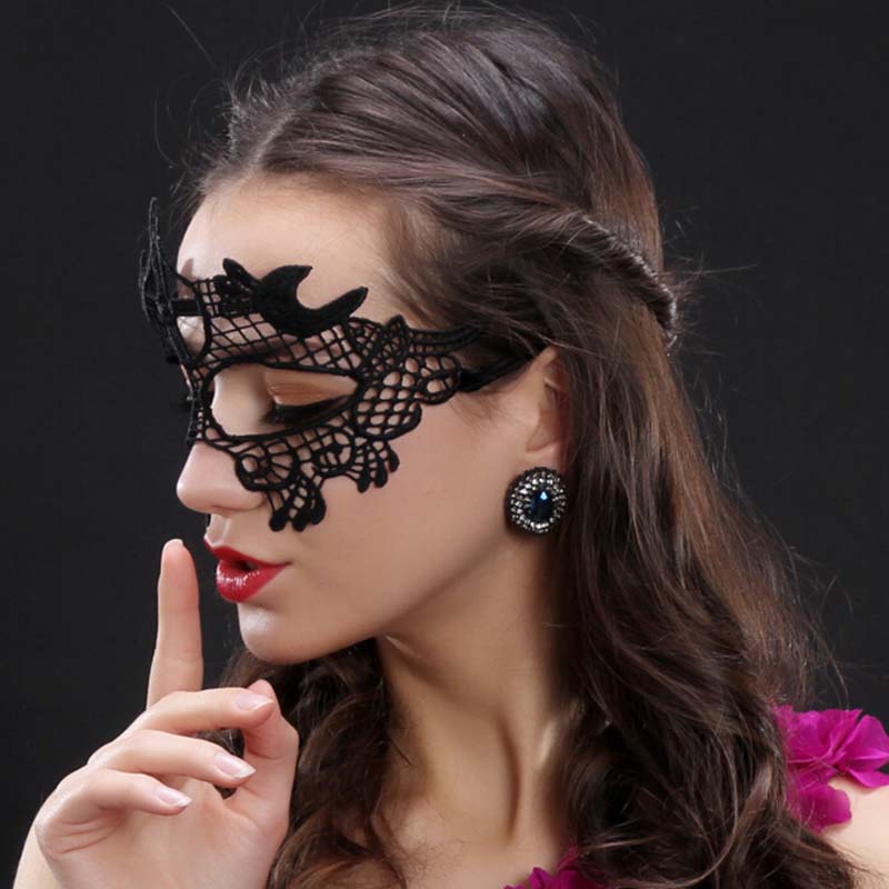 Sexy Women Lace Hollow Masquer - Respirator Half Face のレビューと価格
